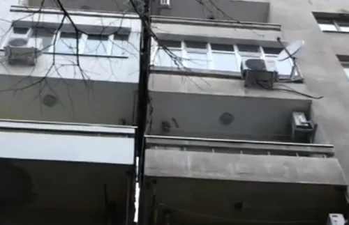 Жилищна сграда в центъра на Русе - заплаха за живота на гражданите - ВИДЕО