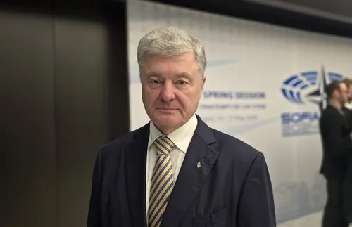 Порошенко пред БГНЕС: Българското оръжие даде шанс на Украйна да диша - СНИМКИ-ВИДЕО