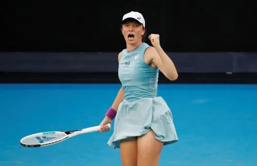 Швьонтек с вихрено начало в Париж - СНИМКИ