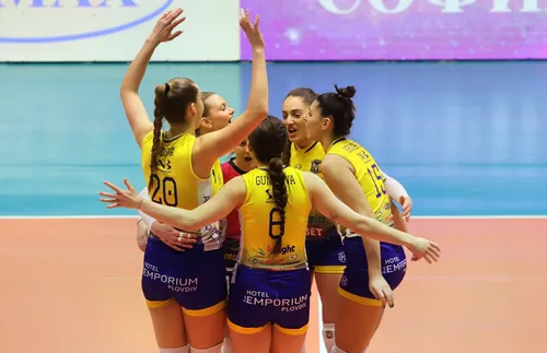 Волейболните националки вече тренират в САЩ