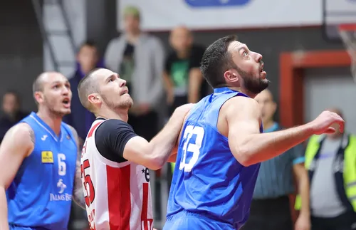 Черноморец се окичи с бронза след нов успех над Спартак в Бургас