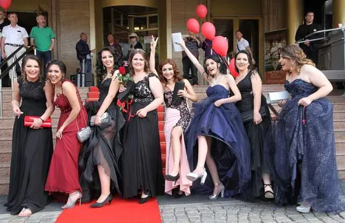 НАП: Абитуриентите внасят сами здравните си вноски