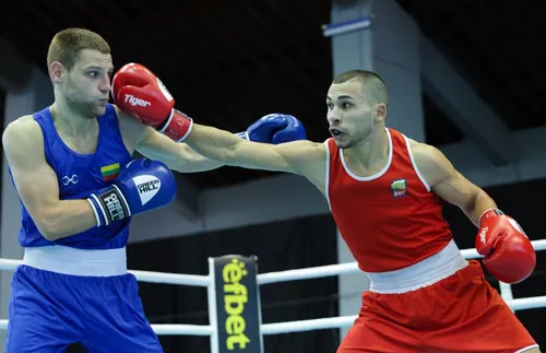 Двама българи на ринга в Банкок днес