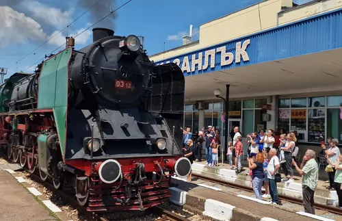 Влак с парен локомотив и царски вагони ще пътува до Банкя на 1 юни
