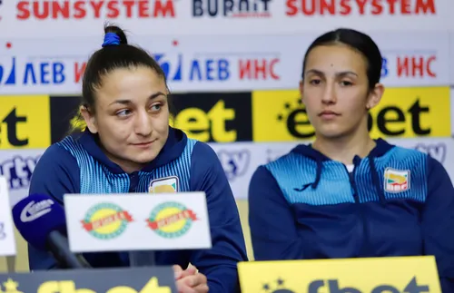 Злати Чуканова и Петър Белберов на ринга в Банкок днес