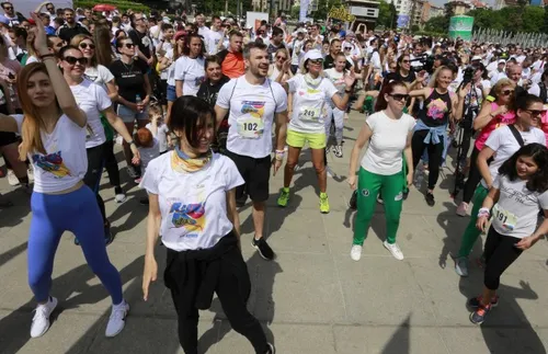 Хиляди на старт в Run2Gether 2024, за да могат повече хора със специфични потребности да спортуват