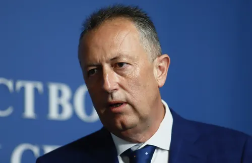 Министър Глушков откри детския турнир по плуване "Златоперки"