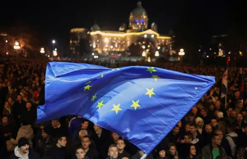 26,7% активност на повторните местни избори в Белград към 15:00 ч.