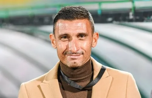 Светльо Петров остава начело на Етър