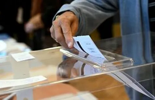 България прави два избора в един