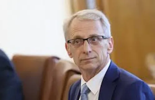 Денков: Гласувах България да се управлява от можещи и знаещи хора, а не от бандити - СНИМКИ - ВИДЕО