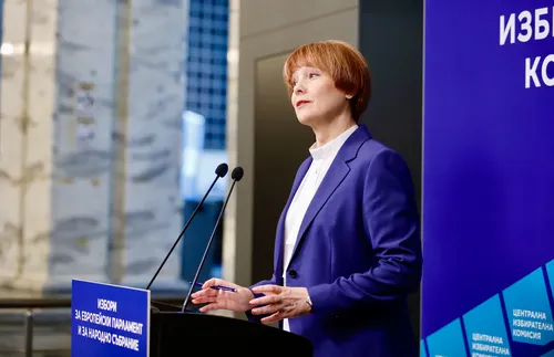 ЦИК обяви край на изборния ден, започва предаването на протоколите от вота