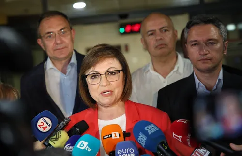 Нинова с първи коментар: 10 години се борим срещу модела ГЕРБ, не ме питайте дали ще го подкрепим сега - СНИМКИ - ВИДЕО