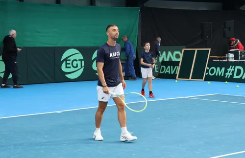 Димитър Кузманов загуби от №46 в света на „Чалънджър“ в Италия