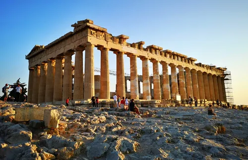 Атинският Акропол ще бъде затворен през най-горещите часове от деня