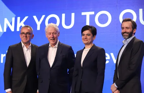 Бил Клинтън: Военната намеса на САЩ доведе до независимостта на Косово