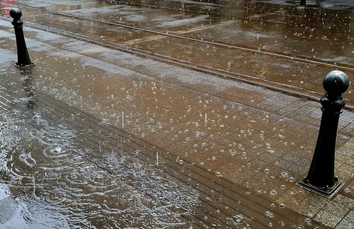 19 области с гръмотевични бури, температурите до 27 градуса в петък, 14 юни