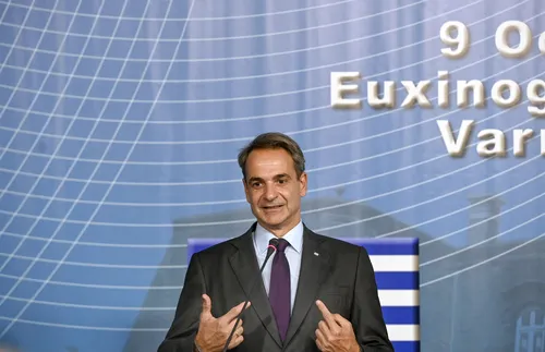 Мицотакис ще подкрепи Фон дер Лайен за втори мандат