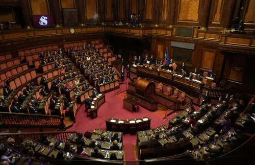 Италианският Сенат одобри проект за конституционни промени