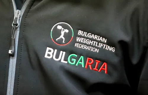 Нови три златни медала за България на Европейското по щанги до 17 г.