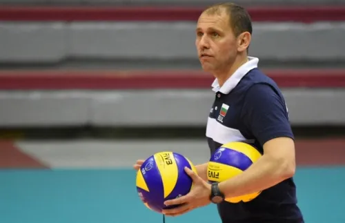 Волейболните национали под 20 години започнаха подготовка за Балканиадата и Европейското