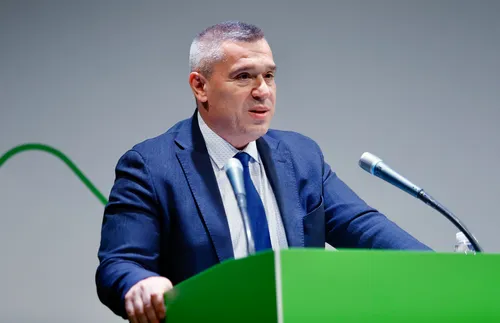 Тахов: България настоява лимитът по ,,украинската помощ" да бъде премахнат или увеличен до 560 000 евро