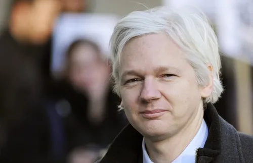 Джулиан Асанж: Противоречивият основател на WikiLeaks