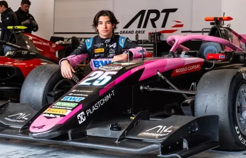 Никола Цолов постигна втора победа във Формула 3