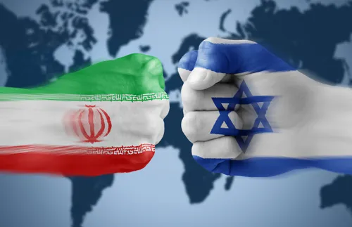 Иран предупреди Израел за "унищожителна" война, ако атакува Ливан