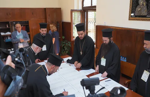 Единадесет поместни православни църкви изпращат свои представители за интронизацията в София