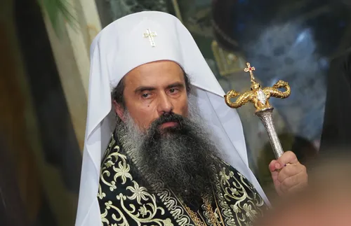 Патриарх Даниил ще отслужи първата си литургия