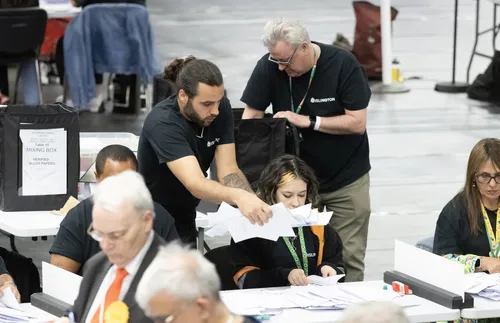 Екзитпол: Лейбъристите съкрушиха консерваторите на парламентарните избори във Великобритания