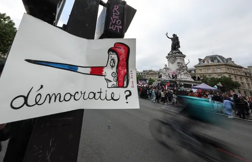 Франция засили мерките за сигурност в деня на втория тур на парламентарния вот