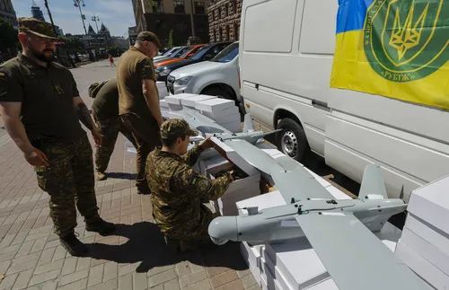 Украински дронове взривиха голям склад за боеприпаси в Русия