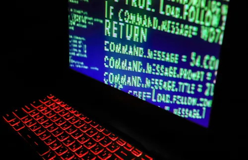 Апелативният съд освободи хакера “Емил Кюлев” от ареста