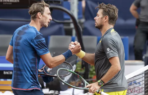 Словак отстрани Вавринка още на старта в Гщаад - СНИМКИ