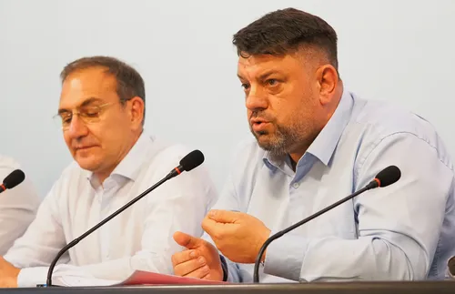 БСП ще отидат на разговори с ПП-ДБ - СНИМКИ - ВИДЕО