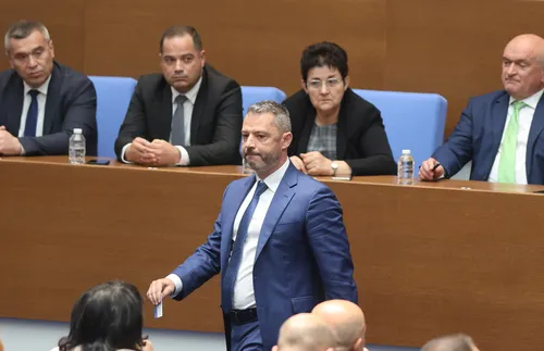 Делян Добрев от ГЕРБ-СДС оглави комисията по енергетика -СНИМКИ-ВИДЕО