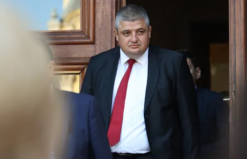 Байрам Байрам от ДПС оглави бюджетна комисия в НС - СНИМКИ - ВИДЕО