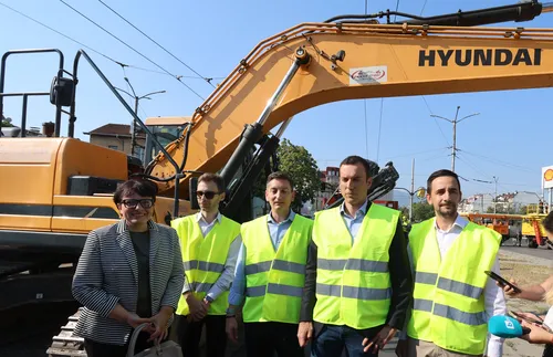 Терзиев даде старт на реконструкцията на ул. "Опълченска", граждани не искат сеч на дървета - СНИМКИ - ВИДЕО