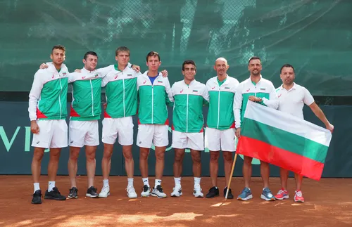 Донски допусна загуби на сингъл и на двойки в Испания