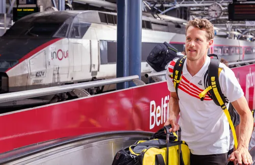 Глобалният срив на мрежата забавя пристигането на олимпийците в Париж