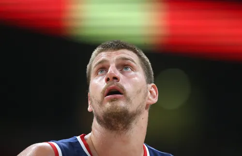 Цяла Сърбия очаква Йокич да изведе баскетболния отбор до олимпийско злато