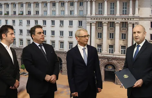 Кирил Петков: Ще търсим подкрепа в 51-ото Народно събрание - подробности - СНИМКИ - ВИДЕО