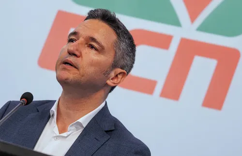 Вигенин призова Радев да направи още един кръг консултации преди връчването на третия мандат - СНИМКИ - ВИДЕО