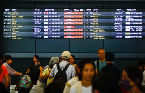 Френско-швейцарското летище беше евакуирано след бомбена заплаха