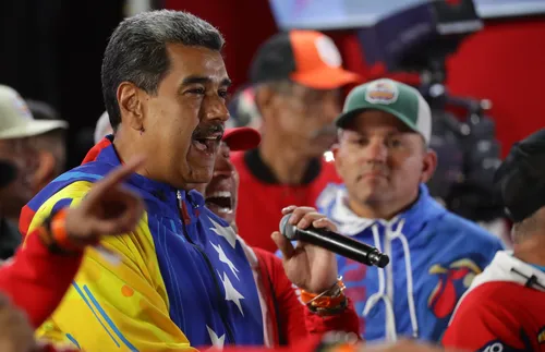 Мадуро обяви победа на изборите във Венецуела - подробности - СНИМКИ