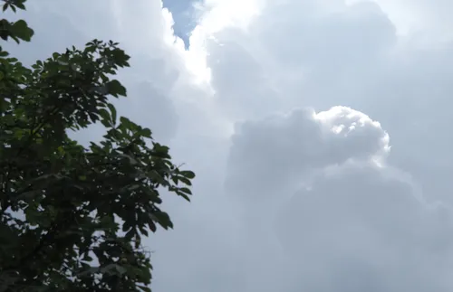 Краткотрайни валежи в източните райони във вторник, 30 юли