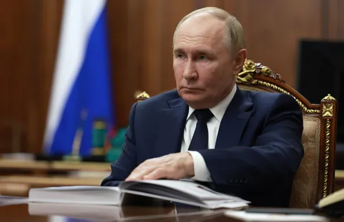 Путин посрещна в Москва освободените от Запада руски затворници - СНИМКИ