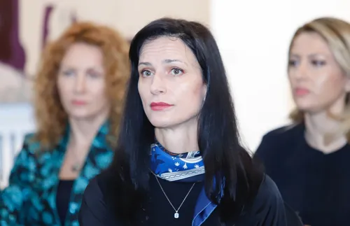 Мария Габриел най-вероятният номер 2 в НАТО